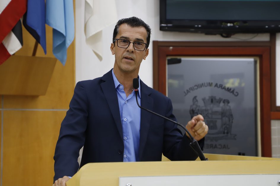 Daniel Mariano pede vagas de parada rápida na Rua Santa Helena