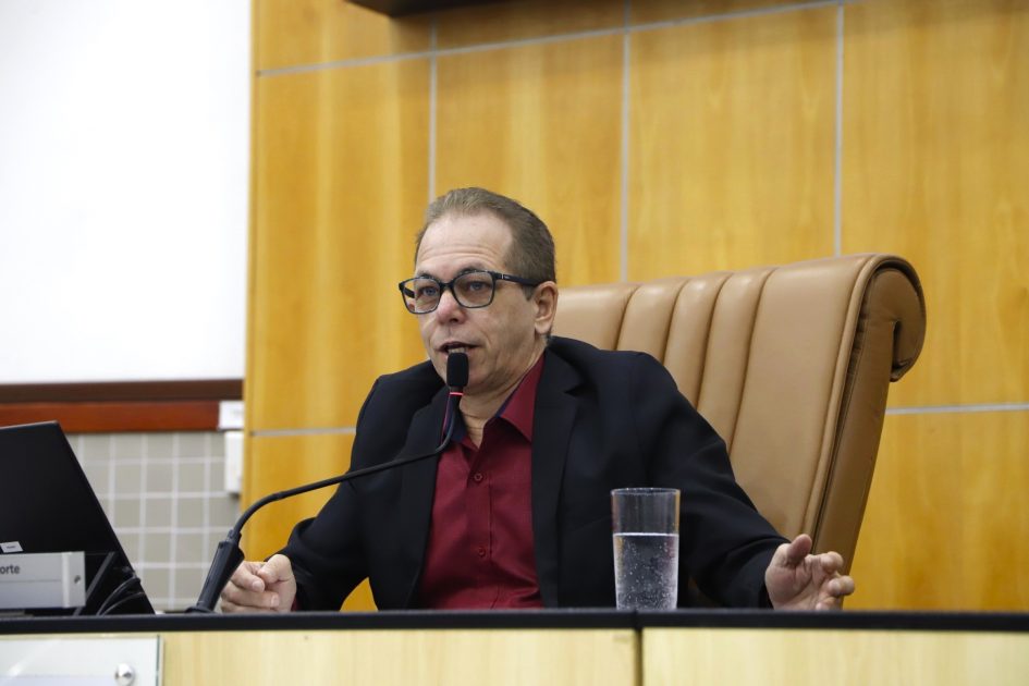 Paulinho do Esporte solicita redutor de velocidade na Estrada do Tanquinho