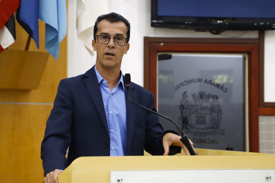 Daniel Mariano cobra pavimentação e infraestrutura para rua no Jardim Paulistano