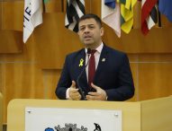 Jean Araújo pede ampliação de vagas para motocicletas próximo ao Hospital Antônio Afonso