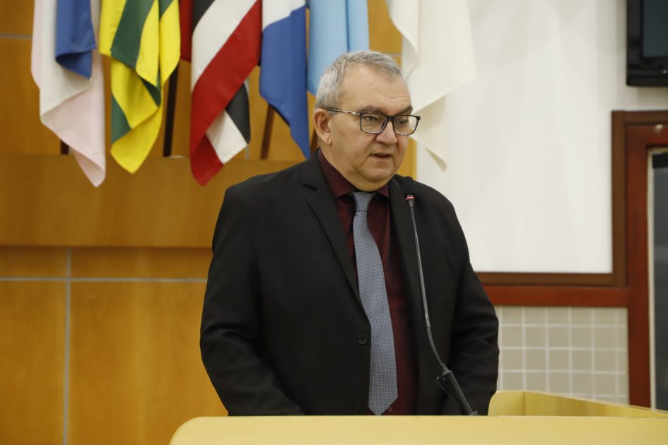 Marcelo Dantas solicita manutenção na pavimentação de vias do Jardim Bela Vista