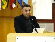 Netho Alves cobra limpeza de córrego no Bandeira Branca II