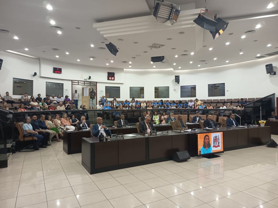 Câmara Municipal aprova três projetos na sessão desta quinta-feira (15)